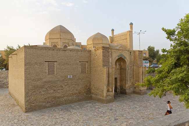Mosquée Magoq-i Attari-suite-001
